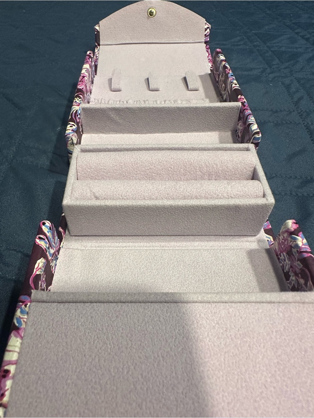 NWT Lilly Pulitzer Floral Jewelry case with 4 separate compartments - Picture 6 of 14